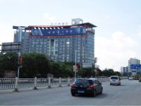 东莞市东城区设计师酒店大型广告牌-1